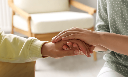 ¿Cómo acompañar a un familiar con cáncer?
